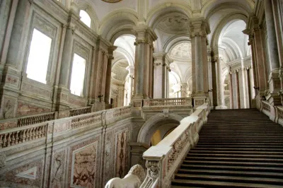 -reggia-di-caserta-scala